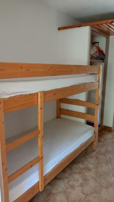 Bel Appartement Avec Piscine Proche Des Plages Сис-Фур-Ле-Пляж Экстерьер фото